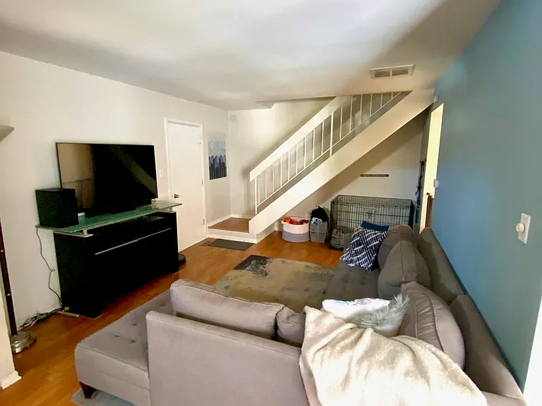 2346 Old Kings Ct #2346 — Photo 2