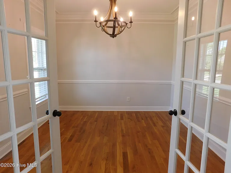 101 Staffordshire Dr #101 — Photo 8