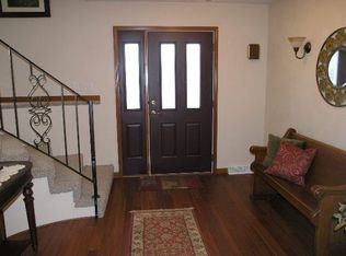 227 Tower Hill Dr, Columbia, IL