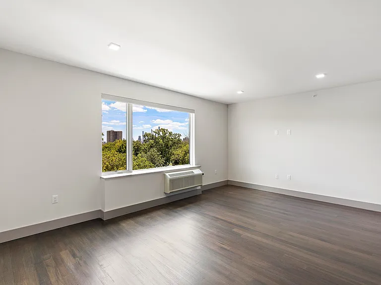 8133 Bergenline Ave #6E — Photo 18