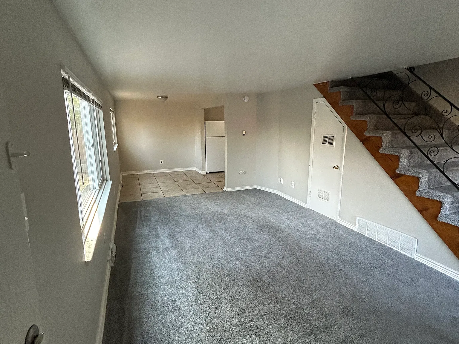 2 bed, 1.5 bath, 900 sqft, $1,650 — Photo 4