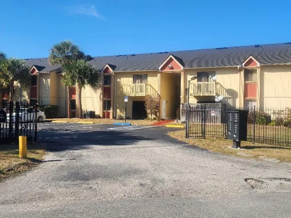 2101 Forest Knoll Dr NE #1-205, Palm Bay, FL 32905