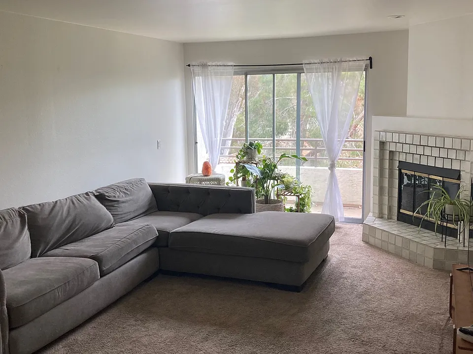 4883 Bella Pacific Row #238