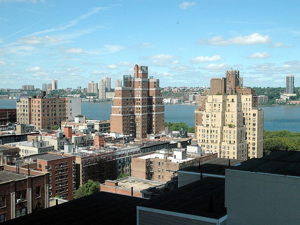 1st image of 275 W 96th St APT 21D
