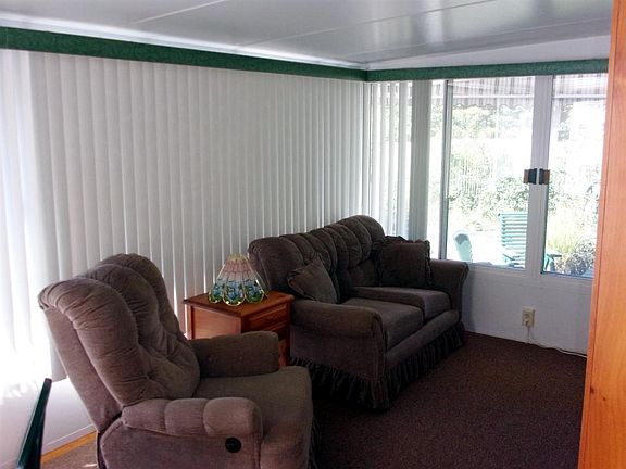 5th image of 317 Holly Dr #317