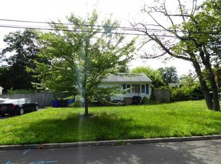 312 Wisteria Dr, Brick, NJ 08723
