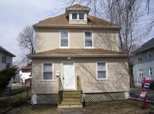 612 Cummings Ave, Waukegan, IL 60085