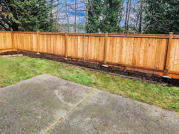 3rd image of 12616 104th Ave NE