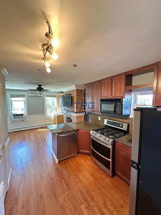 Bright & Modern 1BR | Top-Floor Living in Historic Hamilton Park | Steps to Grove PATH — Photo 1