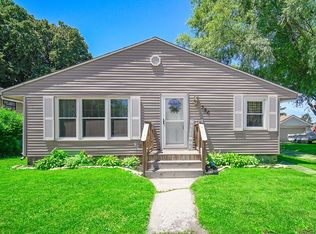 380 S Kankakee St, Coal City, IL 60416