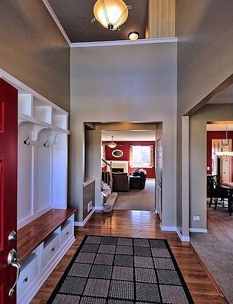 3rd image of 3241 Juanita Ln