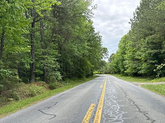 5th image of 22674 Peterkins Rd