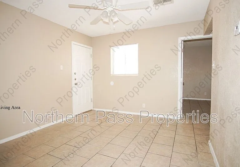 8604 Lawson St #4 — Photo 3