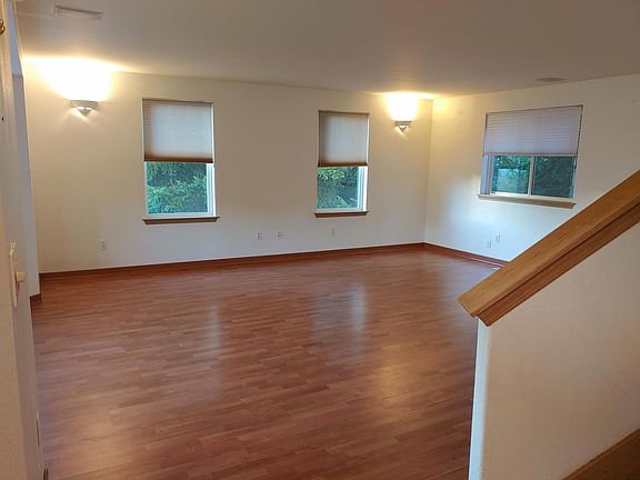 2nd image of 86 26th Avenue Ct