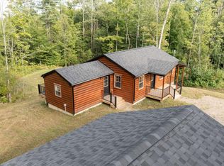 16 Oldham Rd, Saint Albans, ME 04971