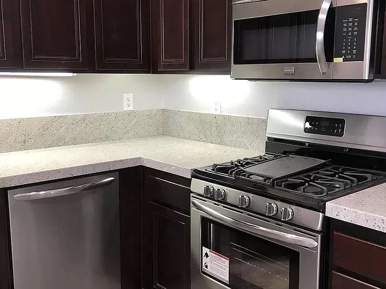 516 Almond Rd — Photo 6