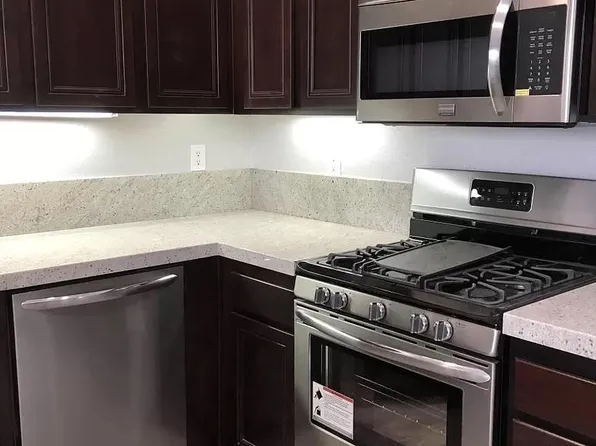 516 Almond Rd, San Marcos, CA 92078