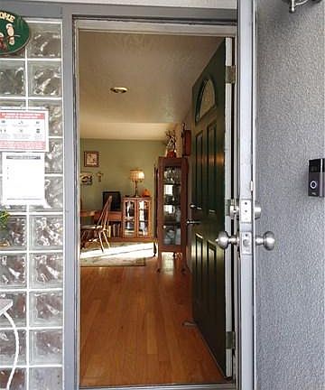 4th image of 8360 E Blithedale St