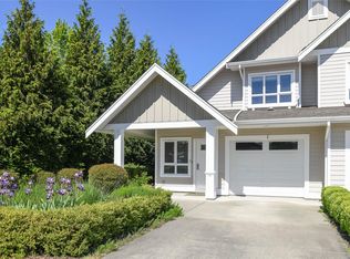 700 Lancaster Way #1, Comox, BC V9M 0B6