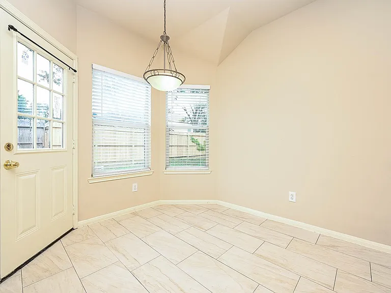 18518 Shadow Line Ct — Photo 16