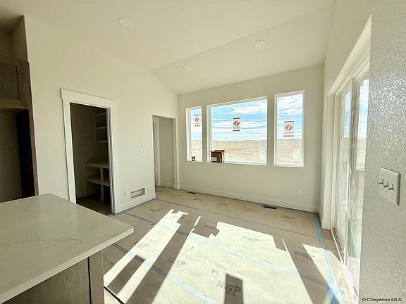 5th image of 1501 Wineglass Rd