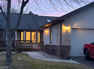 33915 Birchwood Dr, Sterling Heights, MI 48312