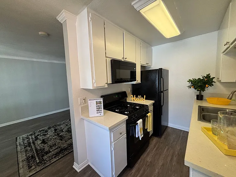 Porto Bella Apartments — Photo 31
