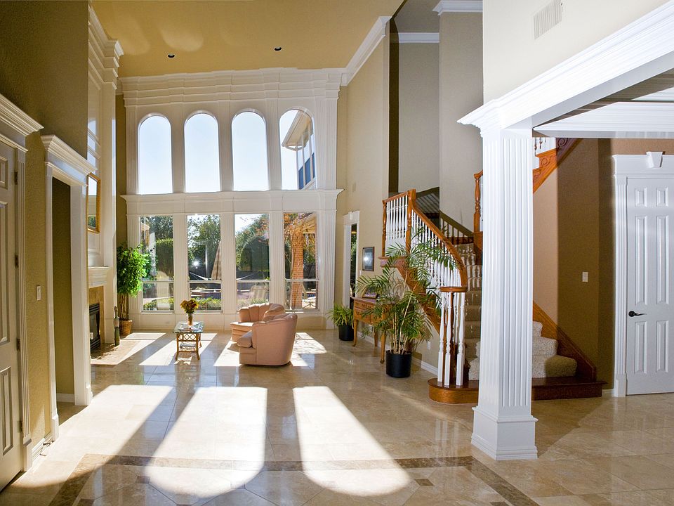 Incredible entry way