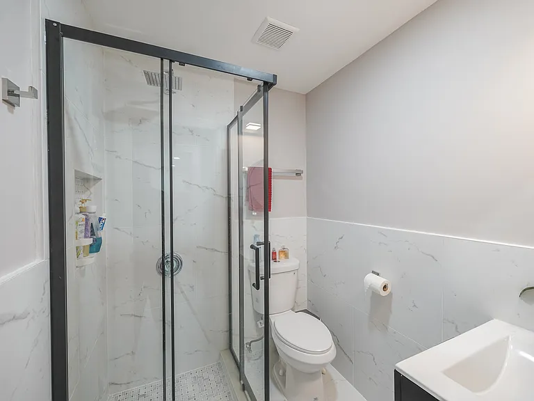 2303 Pinneberg Ave — Photo 11