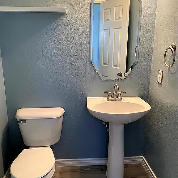 4500 Hickory Meadows Ln — Photo 8