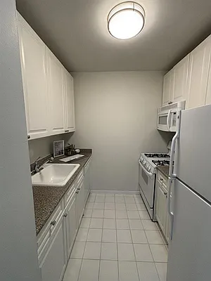 250 West 50th Street #15T