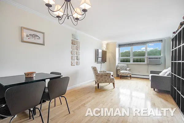 Sold by Aciman Realty LLC | media 2