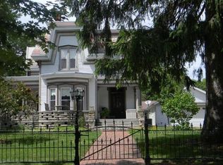 908 N Main St, Pontiac, IL 61764