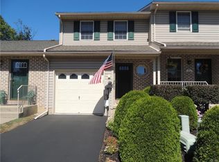 10 Brandywine Ct, Easton, PA 18040