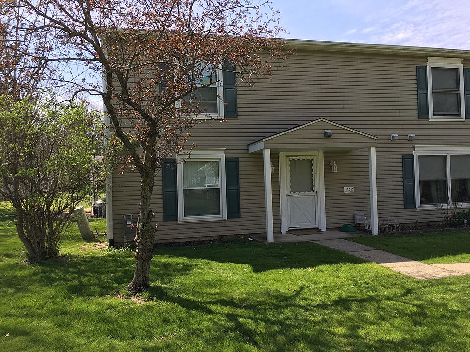 1st image of 130 Canterbury Ln #130C