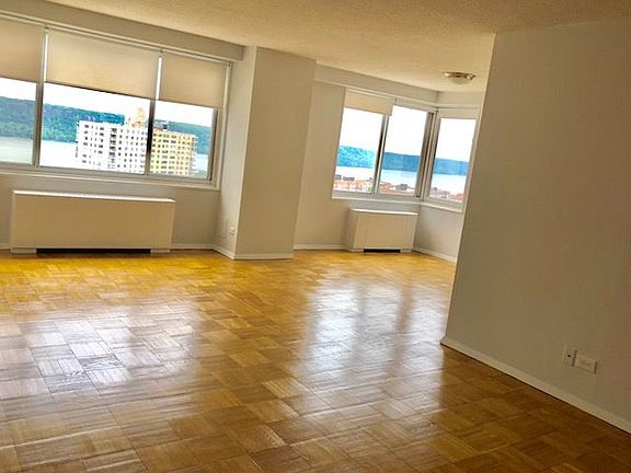 5th image of 3333 Henry Hudson Pkwy APT 21A