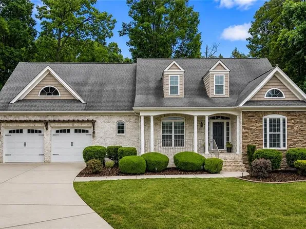 4872 Teal Ct, Randleman, NC 27317