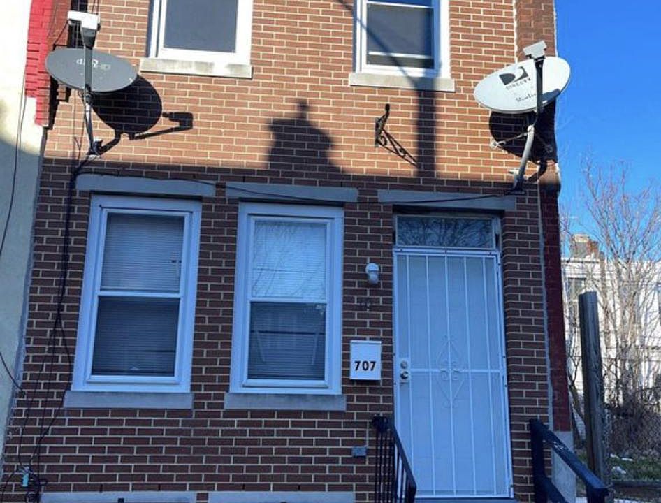 1st image of 707 E Hilton St