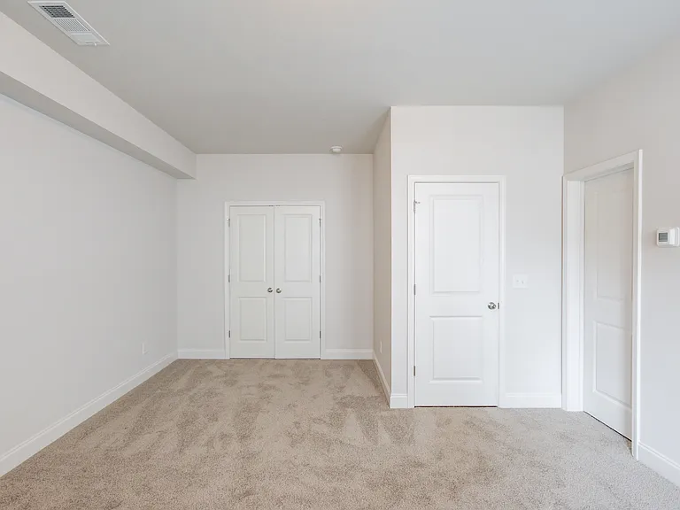 1290 Ainsworth Aly — Photo 32