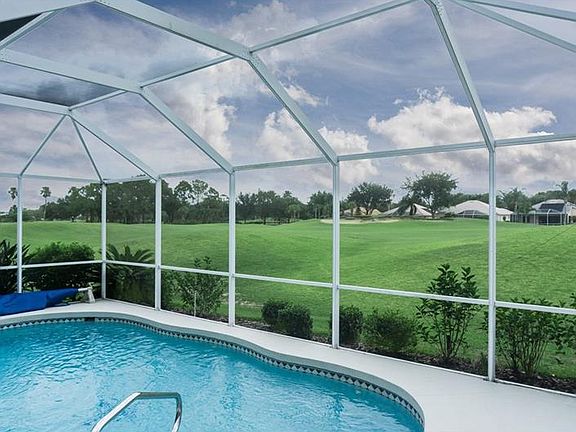 2nd image of 2788 Royal Palm Dr