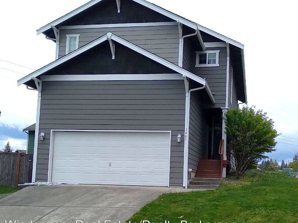 1st image of 1907 84th Ave NE