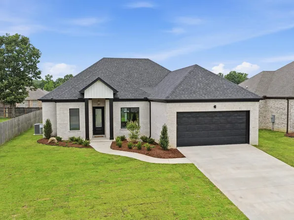 110 Sanibel Cir, Little Rock, AR 72210