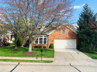 16775 Chesterfield Bluffs Cir, Chesterfield, MO 63005