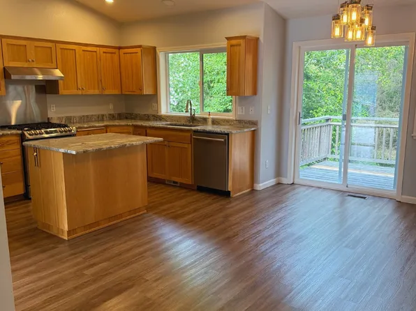 6106 NE Oar Dr, Lincoln City, OR 97367