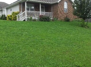 1061 S 13th Ave, Ozark, MO 65721