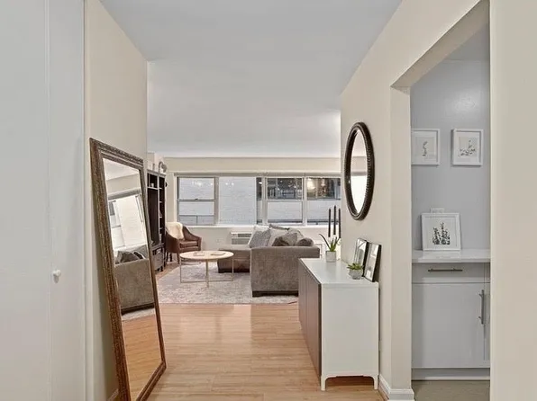 153 E 57th St APT 7A, Manhattan, NY 10022