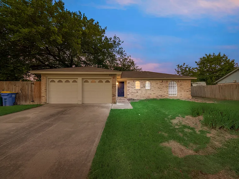 6013 Barry Dr — Photo 2
