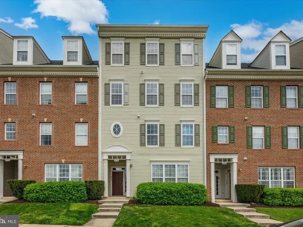 576 Orchard Ridge Dr Unit 200, Gaithersburg, MD 20878