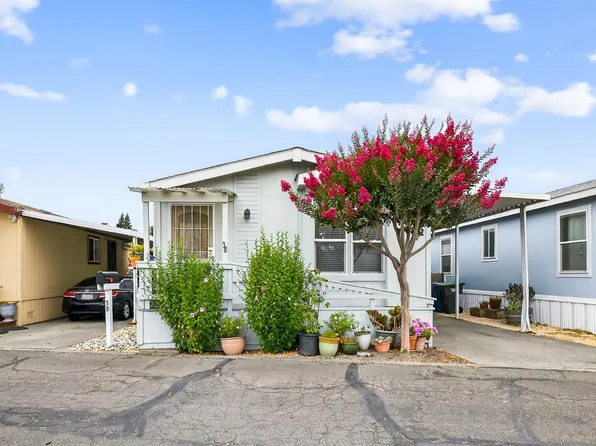 38 Wayside Drive, Santa Rosa, CA 95407