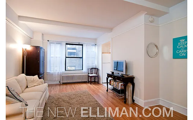 Sold by Douglas Elliman | media 15